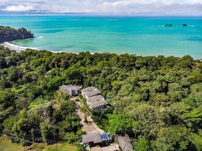 BEACHFRONT Condo 2 Bedroom #4D