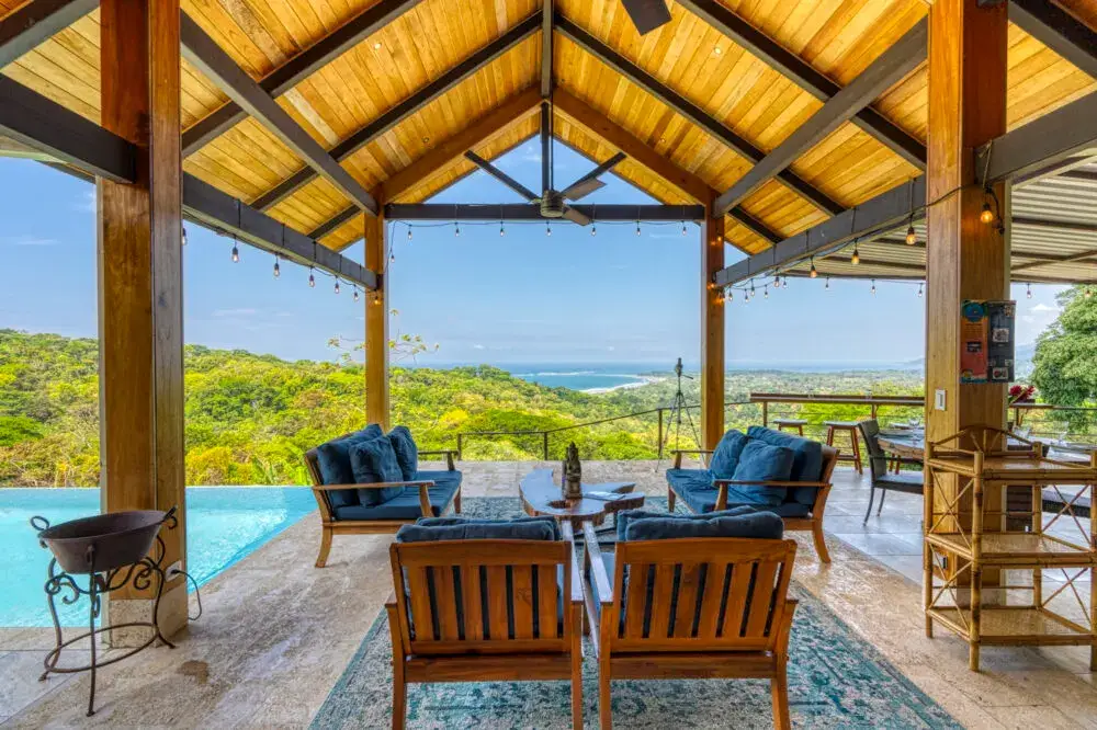 Tropical Uvita Villa, Mins to the Beach! Uvita, Puntarenas